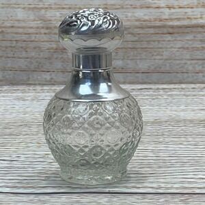 Vintage Avon EMPTY Glass Perfume Atomizer Bottle Silver Tone Cap Embossed Design